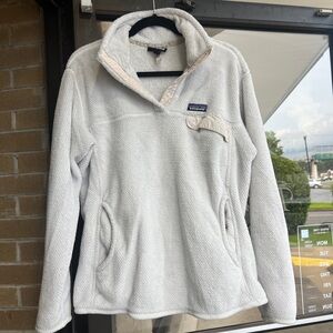 Patagonia Women's Soft Gray Pullover Hoodie